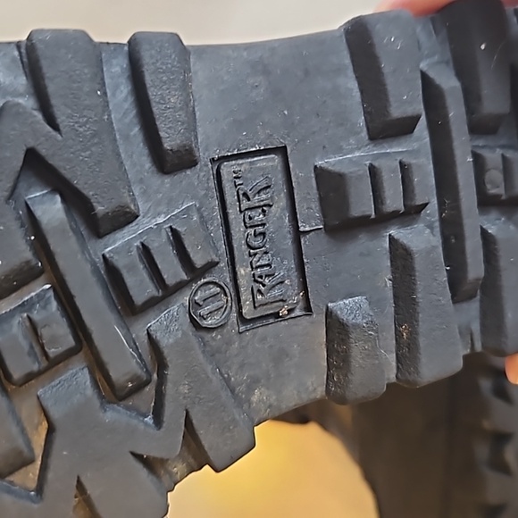 Ranger black snowboots - Picture 8 of 10